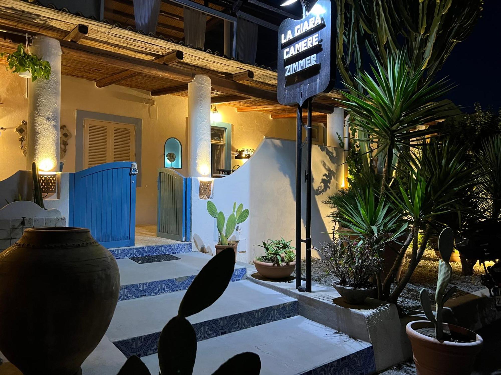 La Giara Bed and Breakfast Vulcano  Eksteriør billede