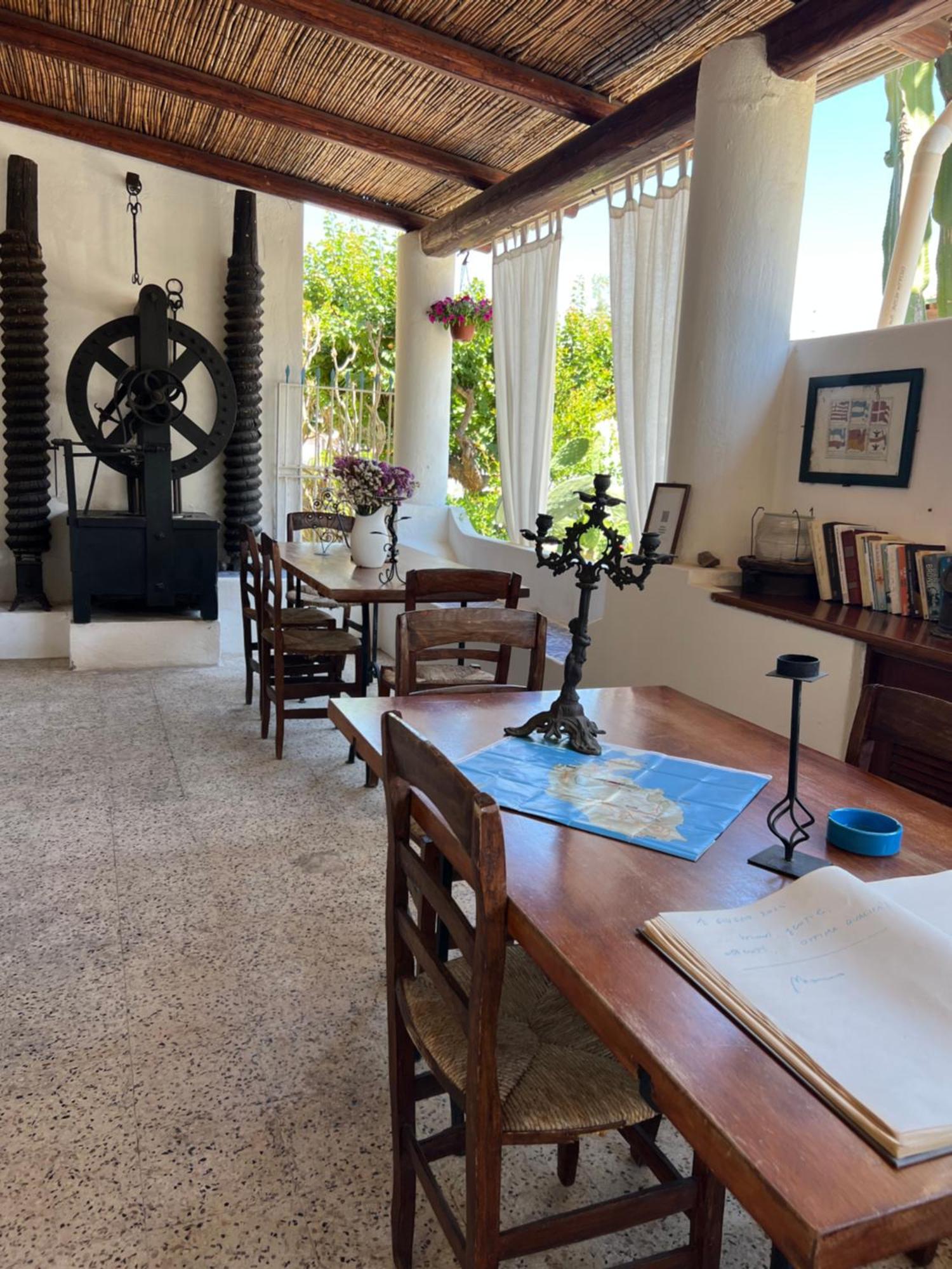 La Giara Bed and Breakfast Vulcano  Eksteriør billede